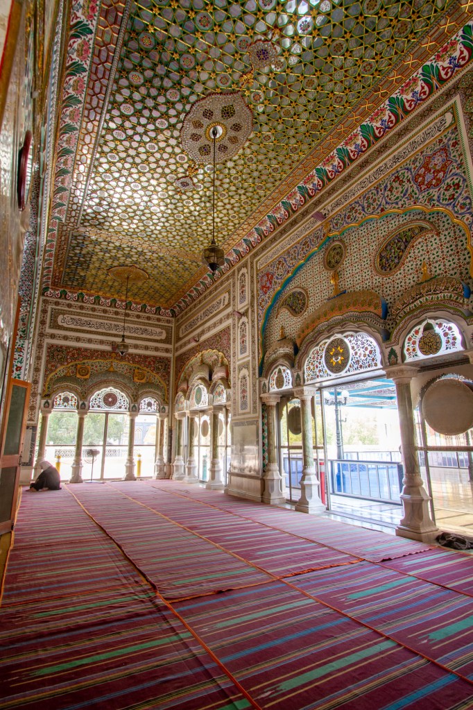 Bhong Masjid - Interior
